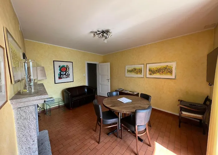 Ascona: Nostrana Apt. 1 公寓 *